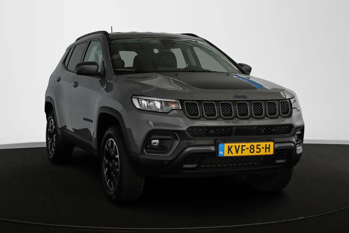 4xe 240 Plug-in Hybrid Trailhawk SOH 94% Trekhaak Achteruitrijcamera