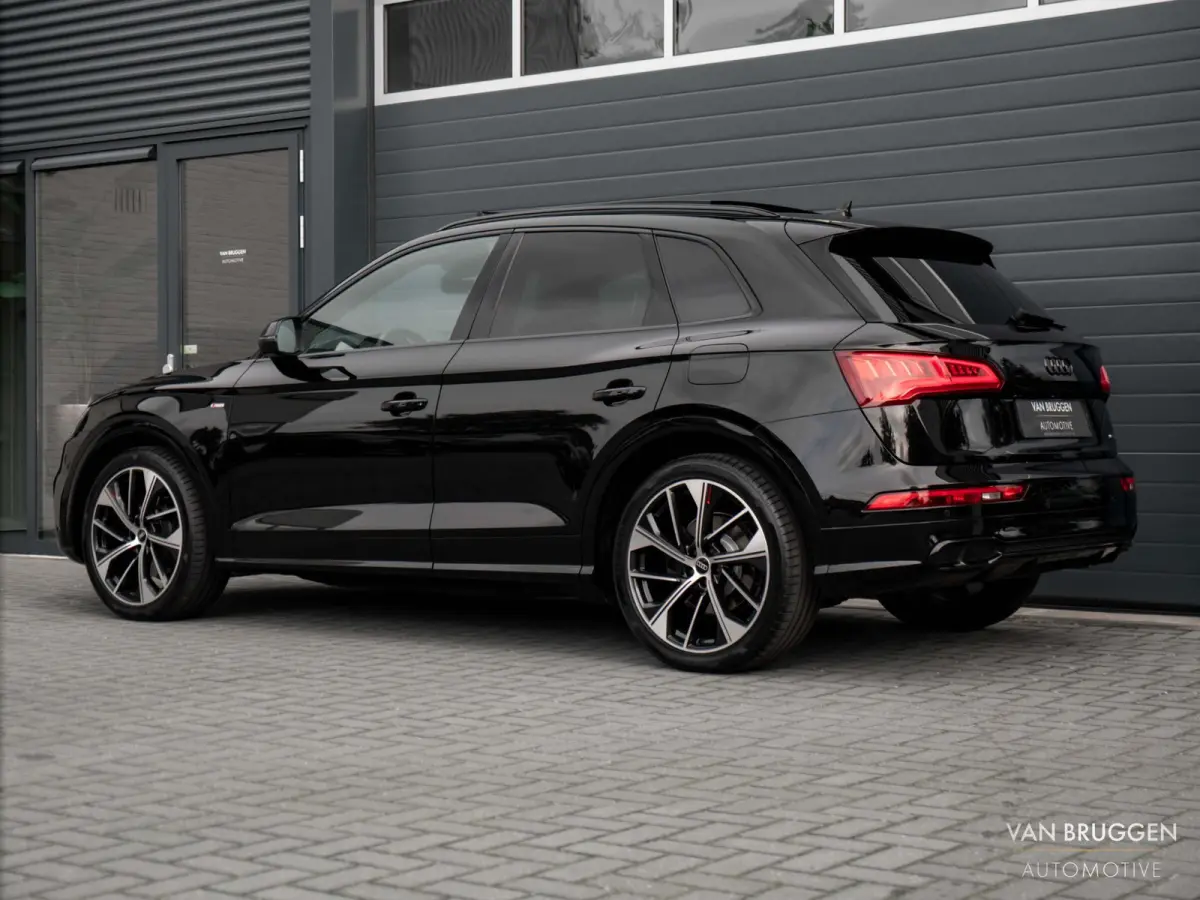 55 TFSI e quattro S-Line Pano Luchtv Trekh HUD 21"