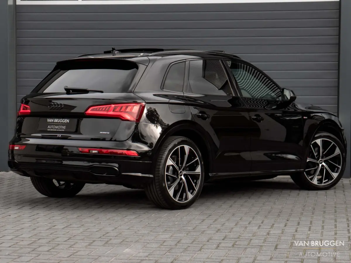 55 TFSI e quattro S-Line Pano Luchtv Trekh HUD 21"