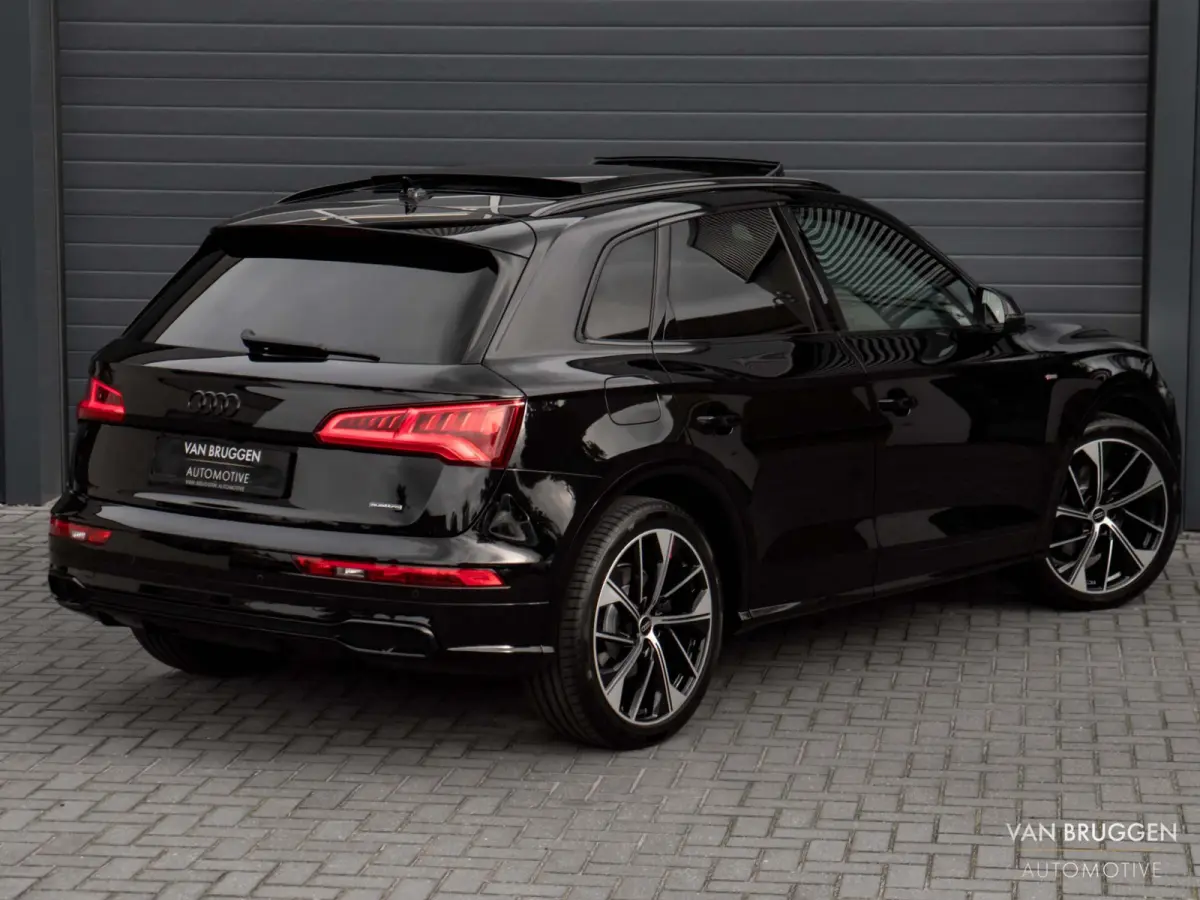 55 TFSI e quattro S-Line Pano Luchtv Trekh HUD 21"