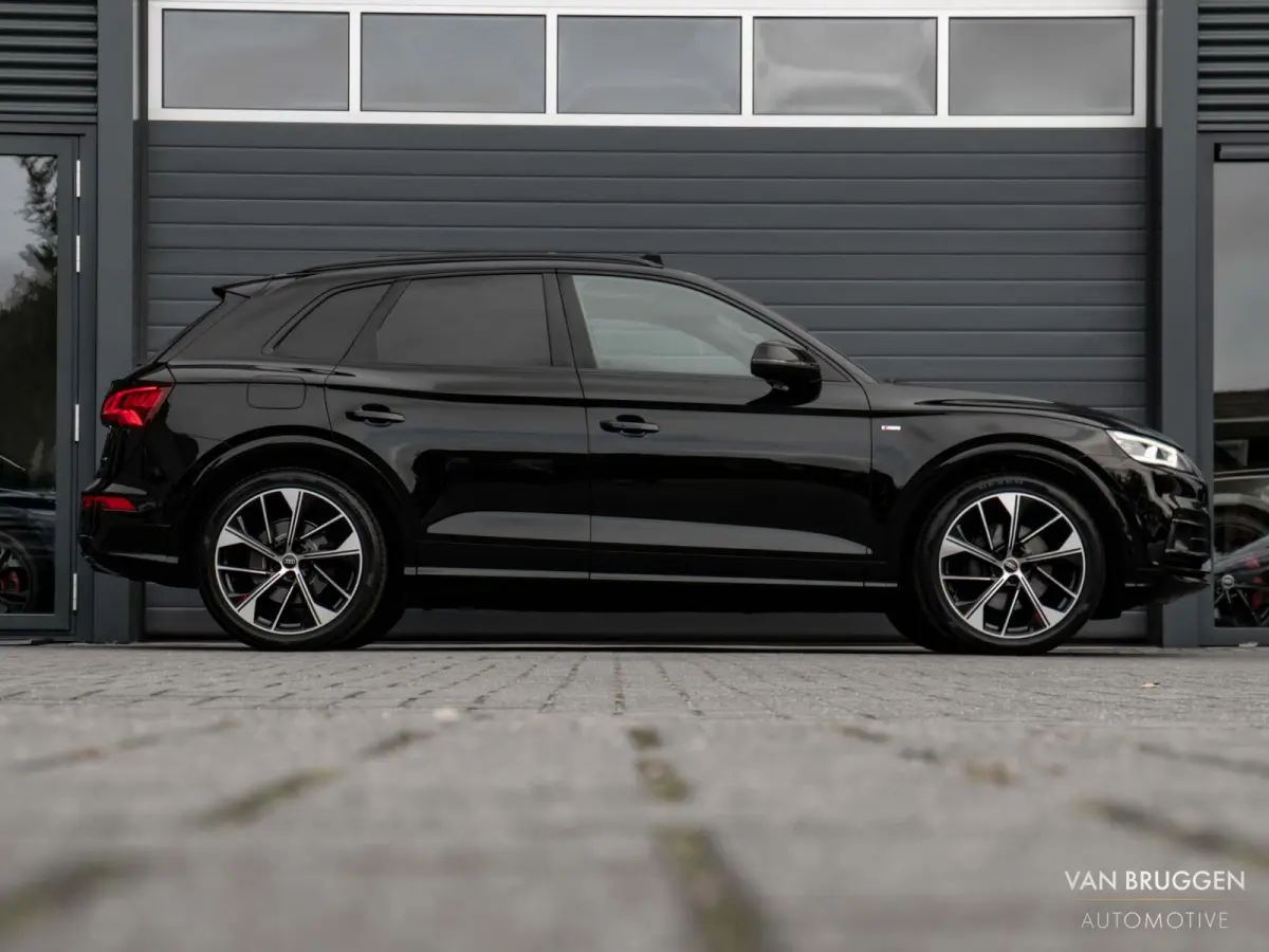 55 TFSI e quattro S-Line Pano Luchtv Trekh HUD 21"