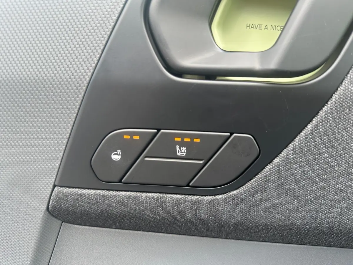 Plus 61 kWh | 440 km actieradius | Stoel/Stuurverwarming | fabrieksgarantie t/m 10-9 2033 + 3 x 1 jaar |