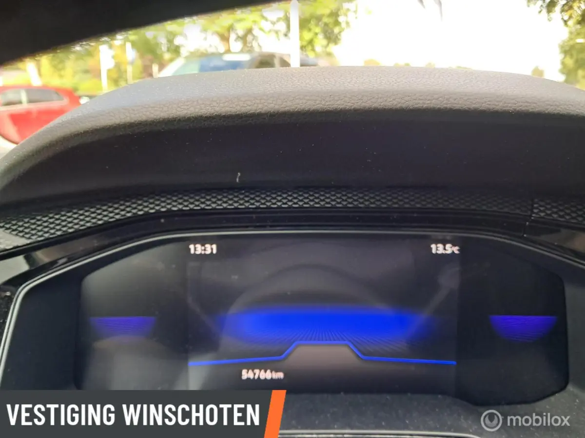 1.0 TSI Life Business met slechts 54.612 km!!