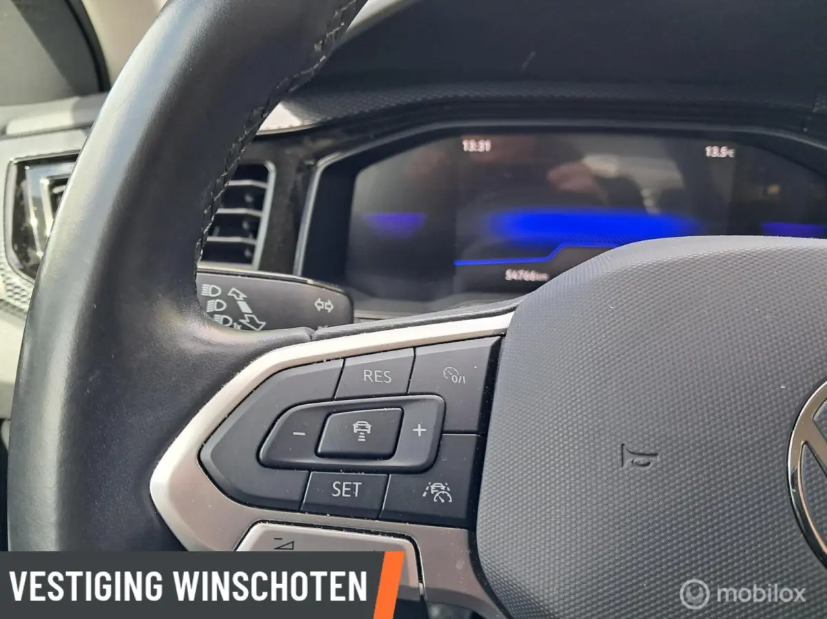 1.0 TSI Life Business met slechts 54.612 km!!