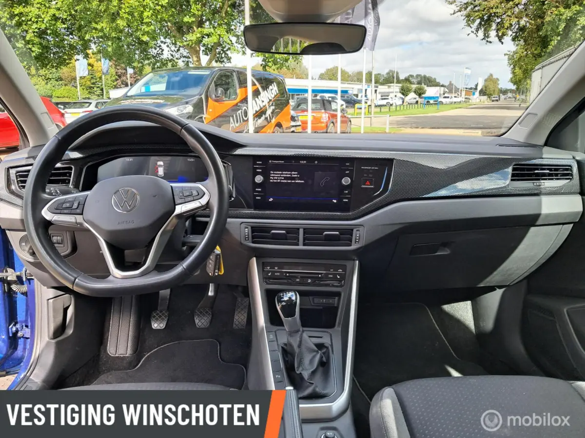 1.0 TSI Life Business met slechts 54.612 km!!