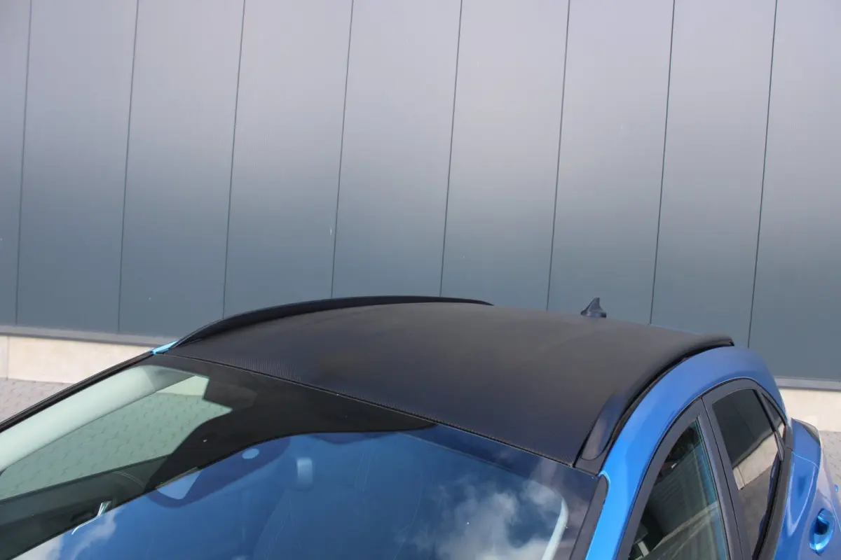 1.0 EcoBoost Mild-Hybrid Titanium Design
