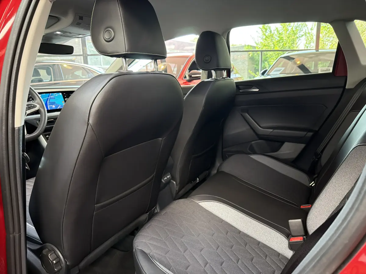 TSI 115PK DSG LIFE EDITION CAMERA/VIRTUAL/CARPLAY/ FABRIEKS GARANTIE