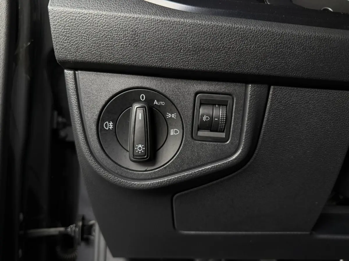 1.0 Trendline |Airco|Cruise|Park sen|Isofix|