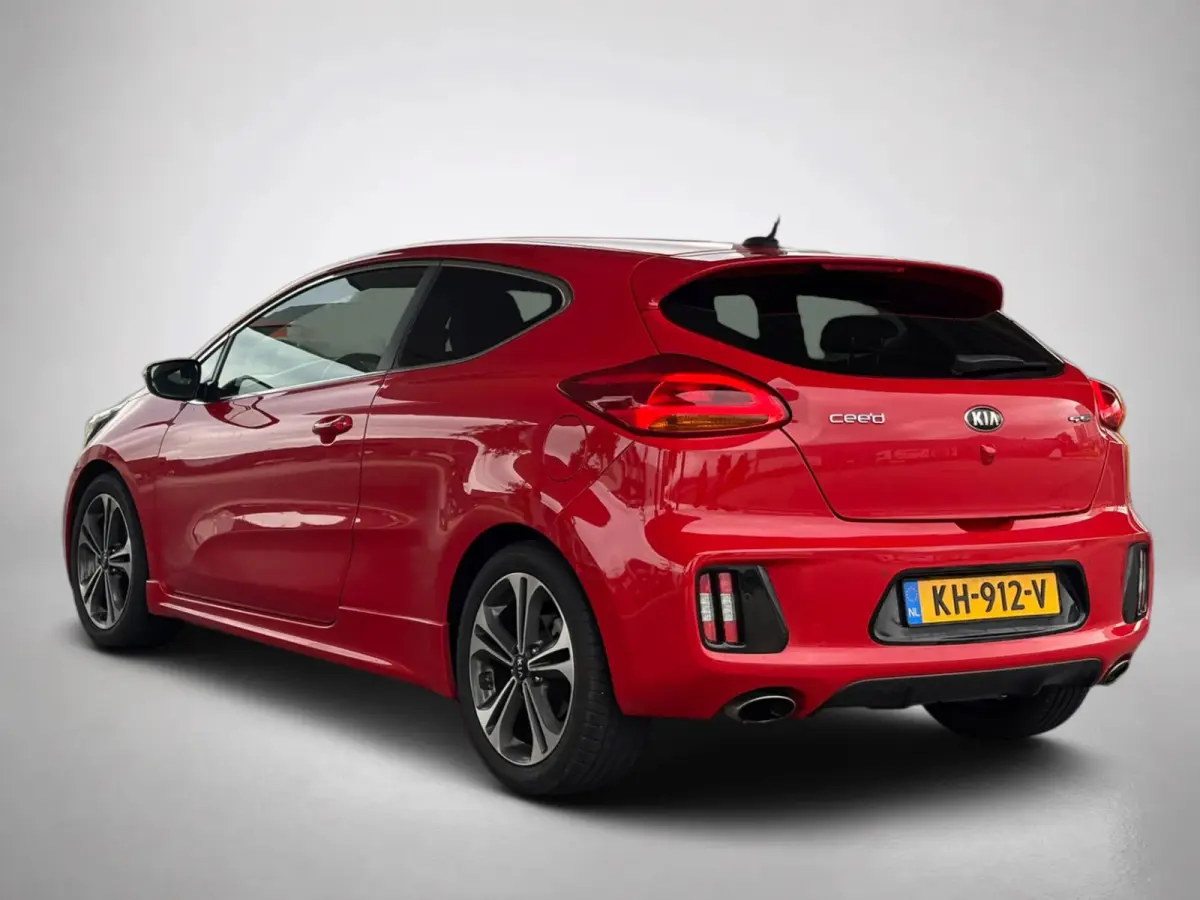 Pro_cee'd 1.0 T-GDi GT-Line (NL-auto, Goed OndH, Navi, Stoel/Stuur Verwarmd, Parkeerhulp, Climate Con, Cruise Con, Etc)