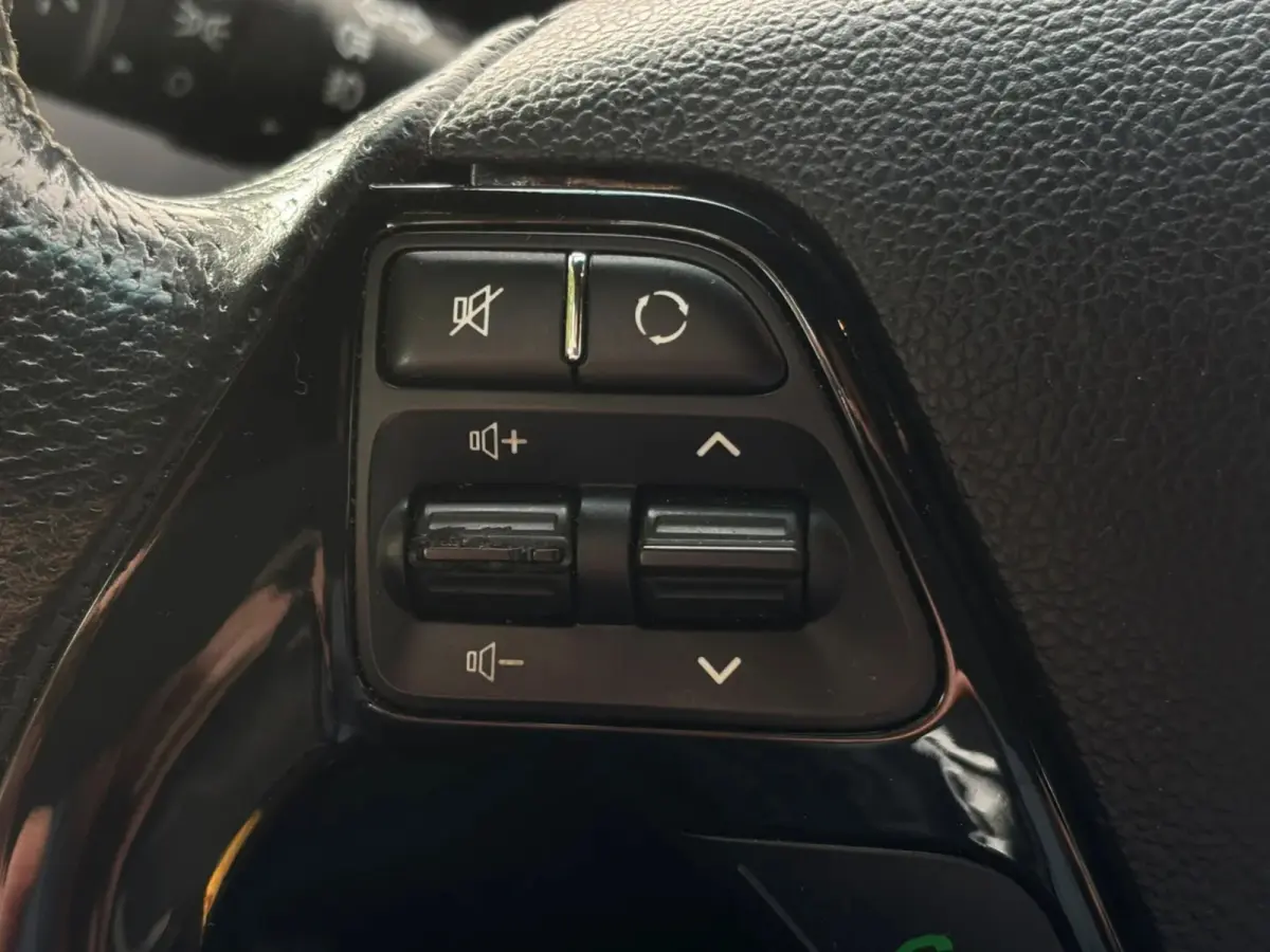 Pro_cee'd 1.0 T-GDi GT-Line (NL-auto, Goed OndH, Navi, Stoel/Stuur Verwarmd, Parkeerhulp, Climate Con, Cruise Con, Etc)