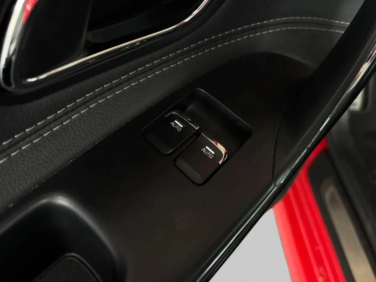 Pro_cee'd 1.0 T-GDi GT-Line (NL-auto, Goed OndH, Navi, Stoel/Stuur Verwarmd, Parkeerhulp, Climate Con, Cruise Con, Etc)