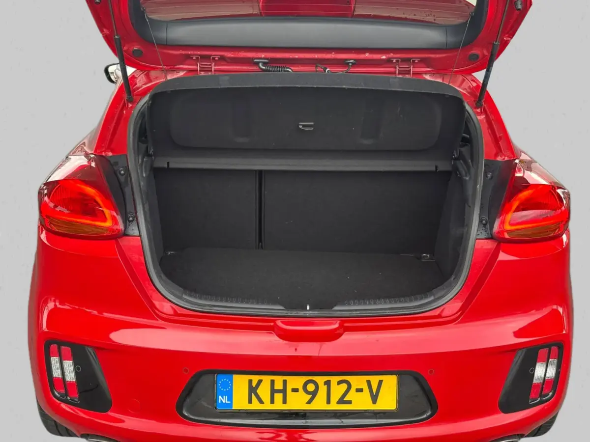 Pro_cee'd 1.0 T-GDi GT-Line (NL-auto, Goed OndH, Navi, Stoel/Stuur Verwarmd, Parkeerhulp, Climate Con, Cruise Con, Etc)