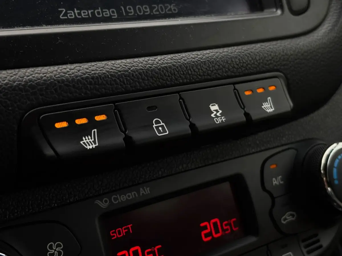 Pro_cee'd 1.0 T-GDi GT-Line (NL-auto, Goed OndH, Navi, Stoel/Stuur Verwarmd, Parkeerhulp, Climate Con, Cruise Con, Etc)