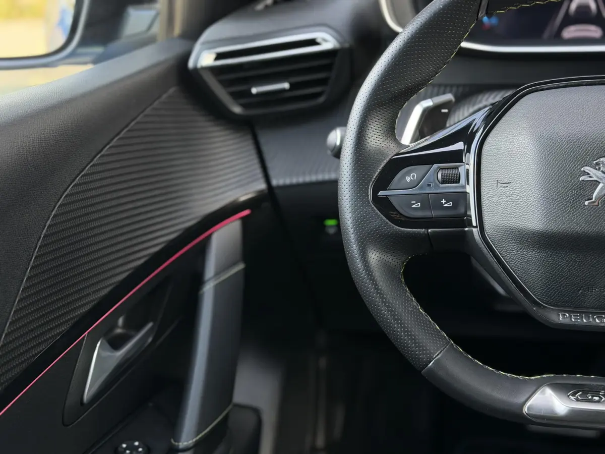1.2 PureTech GT AUT |ACC|Carplay|Cam|Stoelverw|Sfeer|Verigo Blue