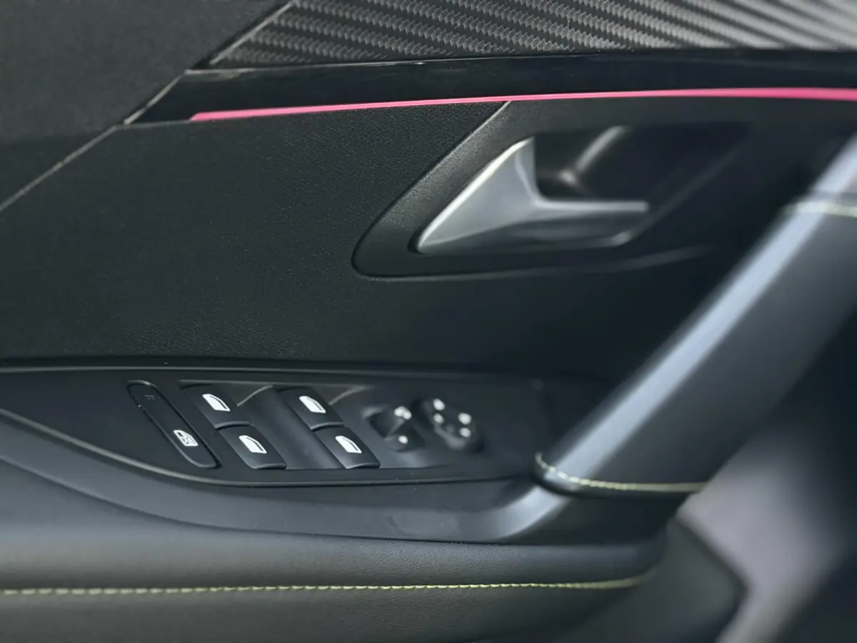 1.2 PureTech GT AUT |ACC|Carplay|Cam|Stoelverw|Sfeer|Verigo Blue