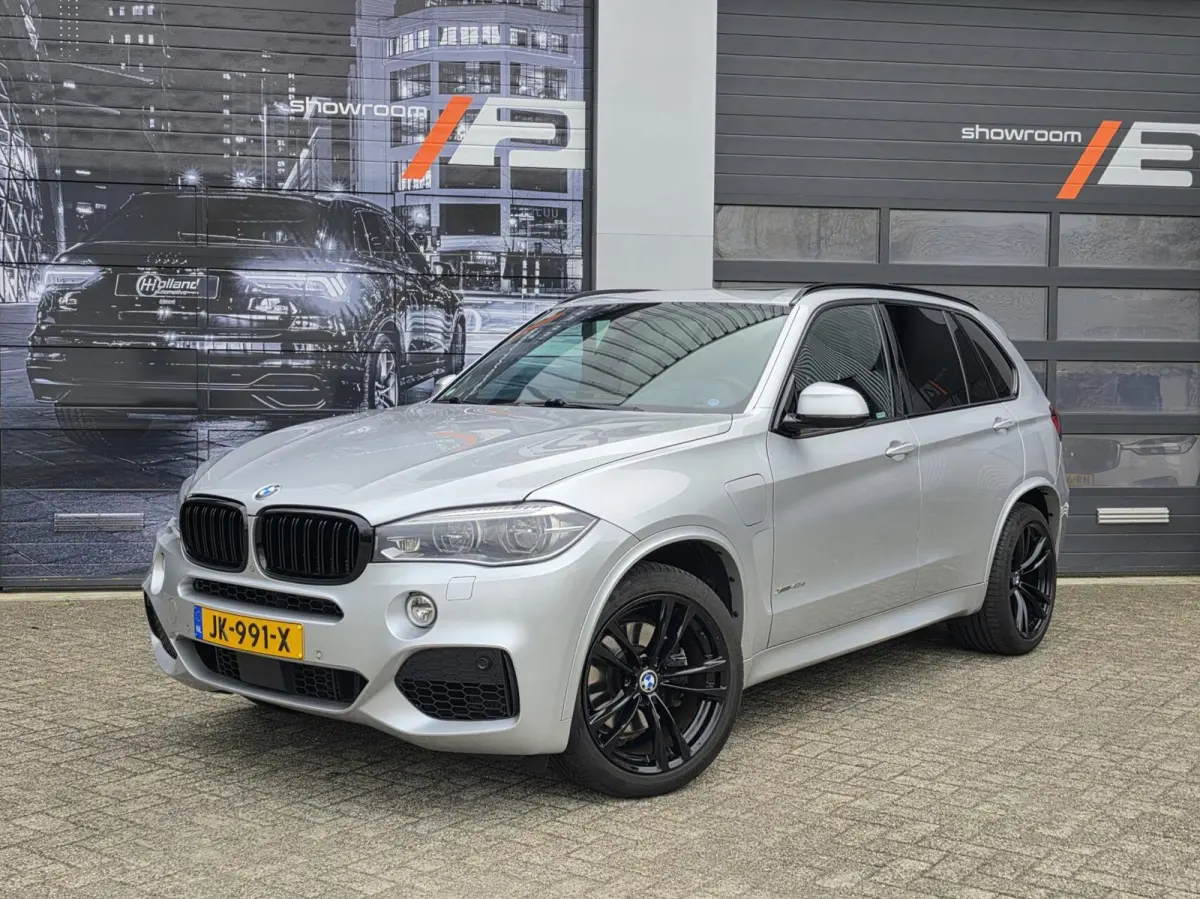 xDrive40e M SPORT|BOMVOL|MEMORY|PANO|HEADUP|ACC