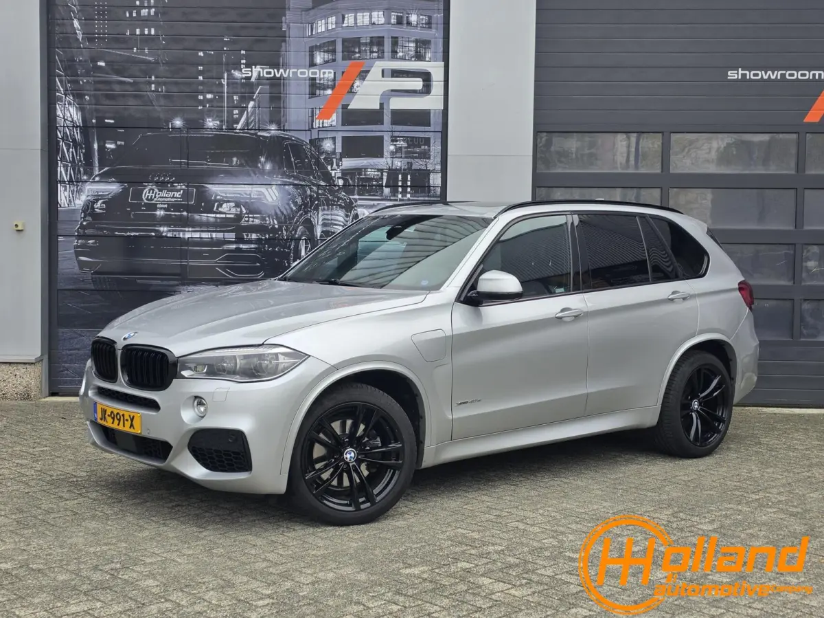 xDrive40e M SPORT|BOMVOL|MEMORY|PANO|HEADUP|ACC