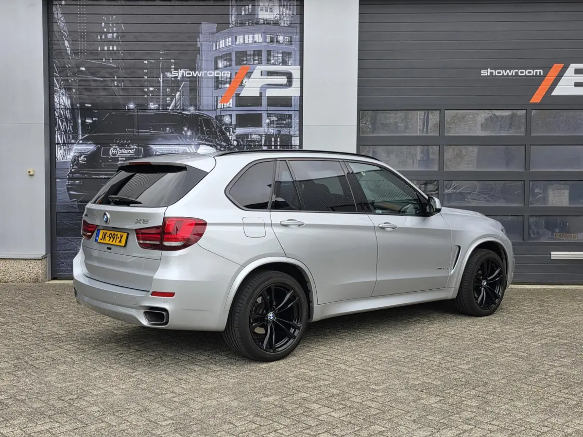 xDrive40e M SPORT|BOMVOL|MEMORY|PANO|HEADUP|ACC