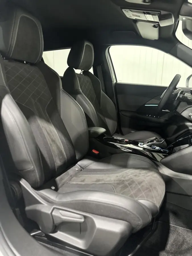 1.2 Pure Tech GT Line|CARPLAY|LANE|360 CAMERA