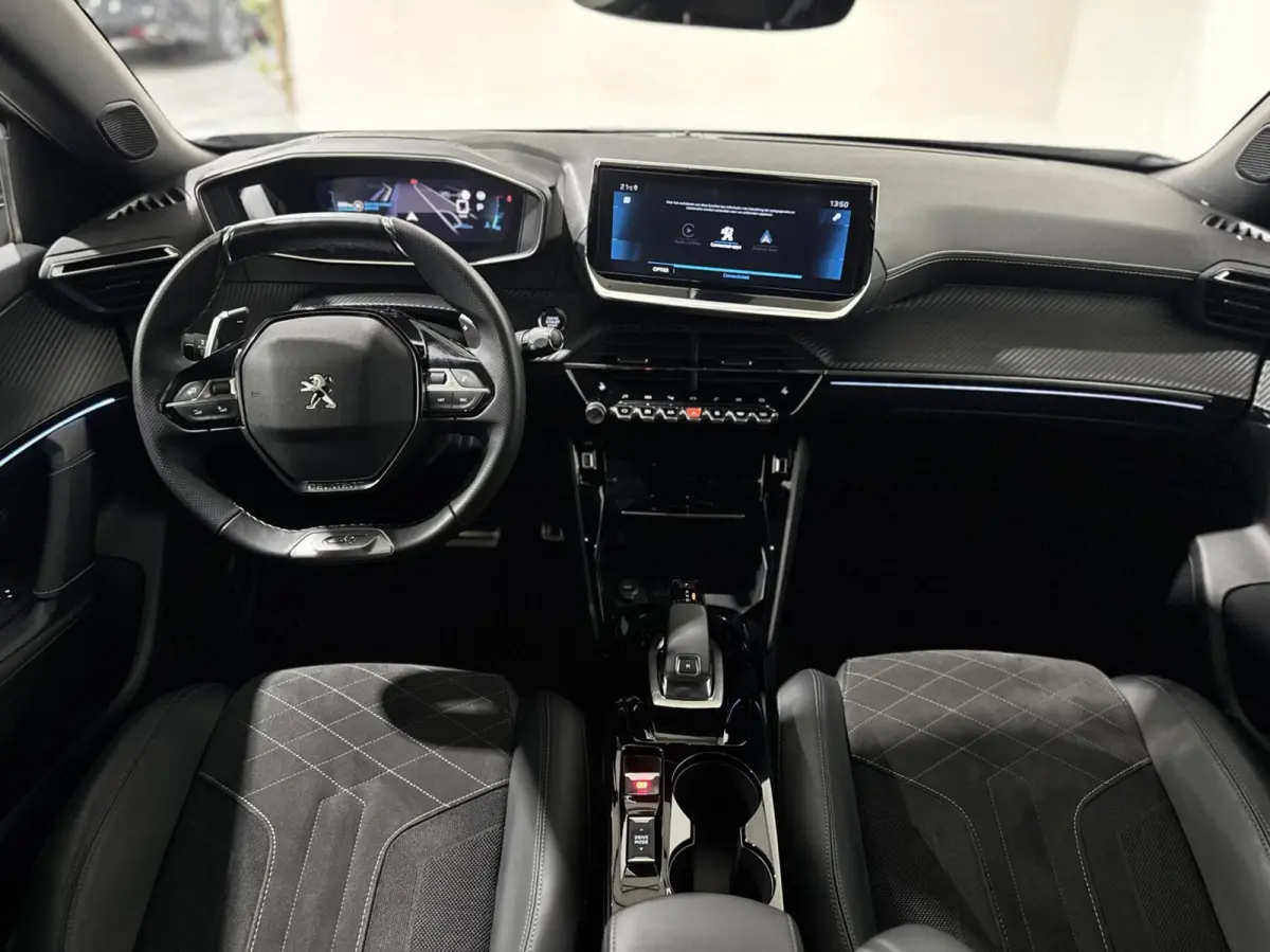1.2 Pure Tech GT Line|CARPLAY|LANE|360 CAMERA