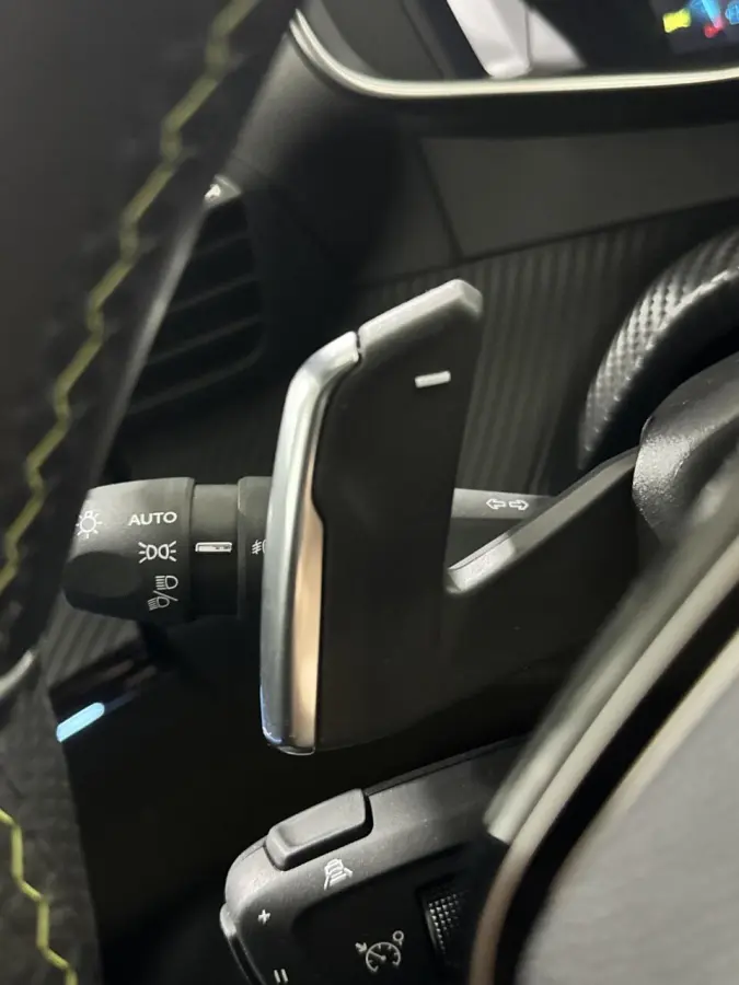 1.2 Pure Tech GT Line|CARPLAY|LANE|360 CAMERA