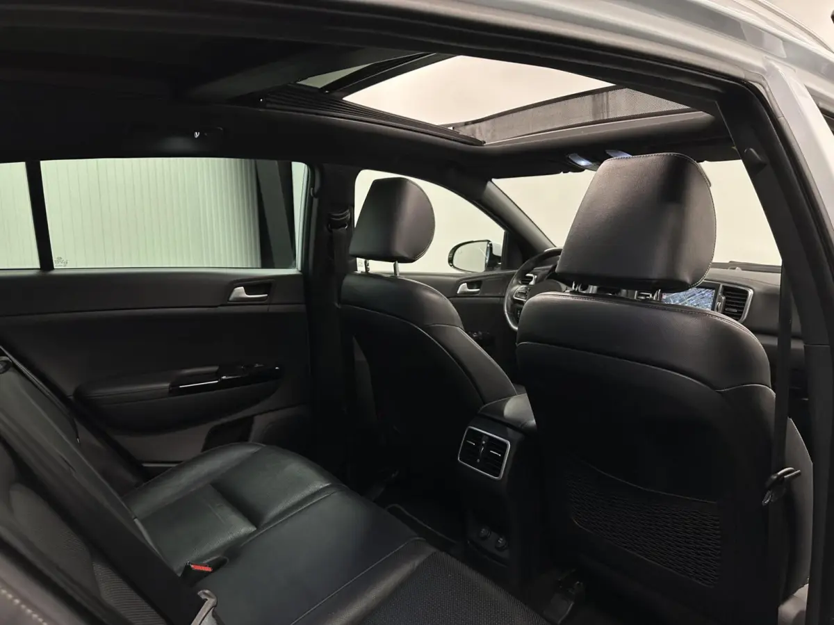 1.6 T-GDI 4WD GT-Line PANO LEER NAVI CAMERA STOEL VERWARMING/VERKOELING.