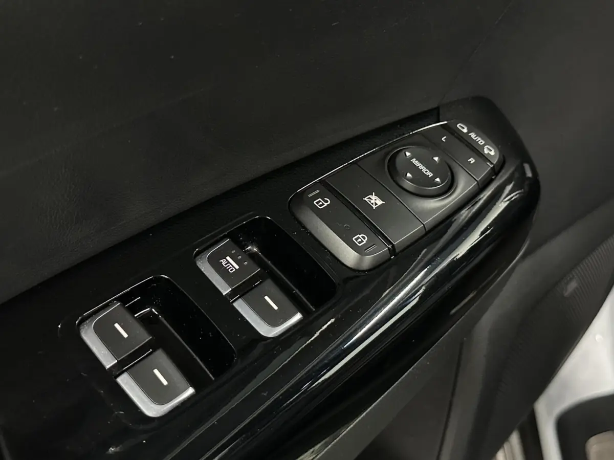1.6 T-GDI 4WD GT-Line PANO LEER NAVI CAMERA STOEL VERWARMING/VERKOELING.