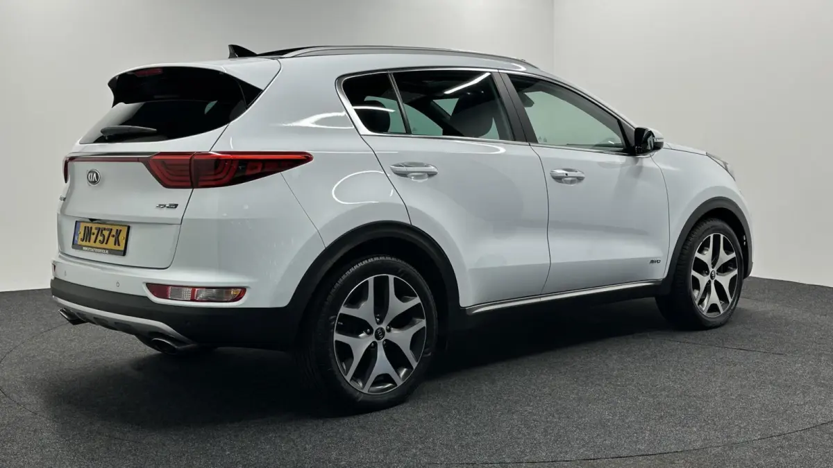 1.6 T-GDI 4WD GT-Line PANO LEER NAVI CAMERA STOEL VERWARMING/VERKOELING.