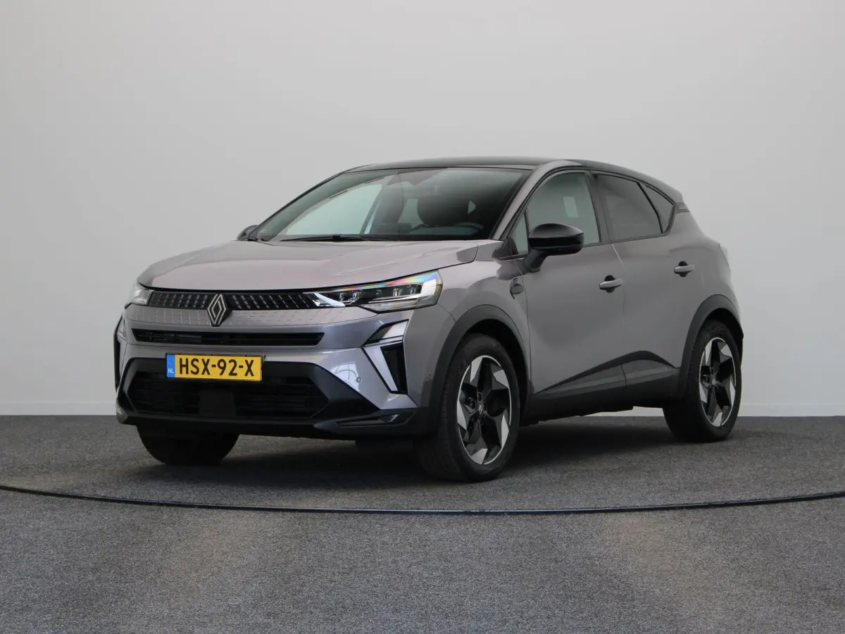 1.6 E-Tech full hybrid 145 techno | Adaptive cruise control | Achteruitrij camera | Climate control | Lichtmetalen velgen 18'' |