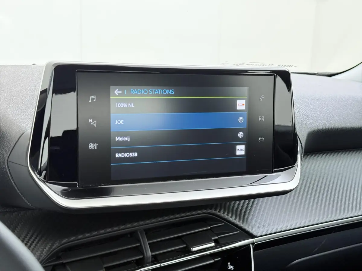 Active Pack 50kWh | 1ste eigenaar | ACCU 90% | Parkeersensoren | Stoelverwarming | Navigatie | Climate | AUTOMAAT