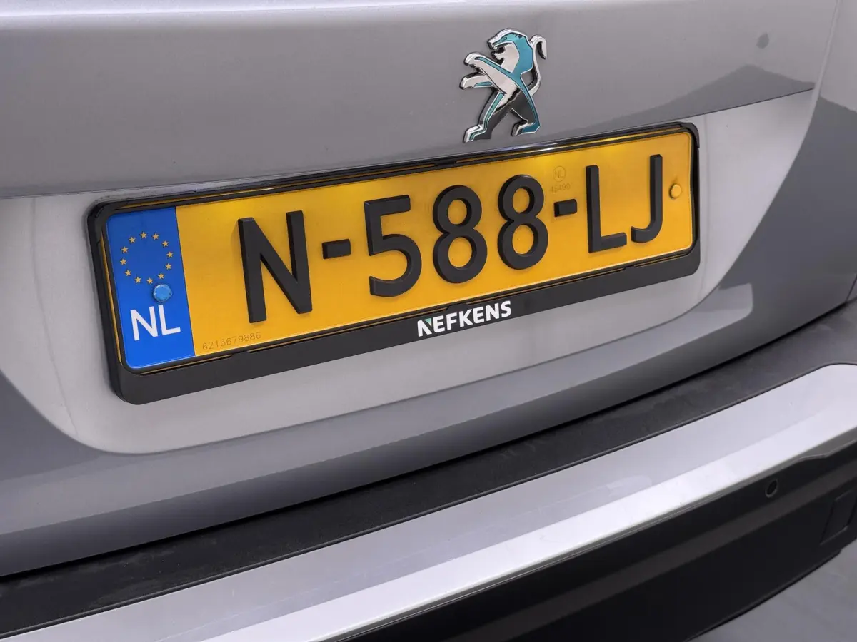 Active Pack 50kWh | 1ste eigenaar | ACCU 90% | Parkeersensoren | Stoelverwarming | Navigatie | Climate | AUTOMAAT