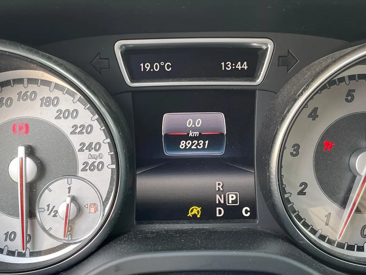 180 Prestige AMG Automaat | Adaptive Cruise Control | Climate Control | Stoelverwarming | Xenon |