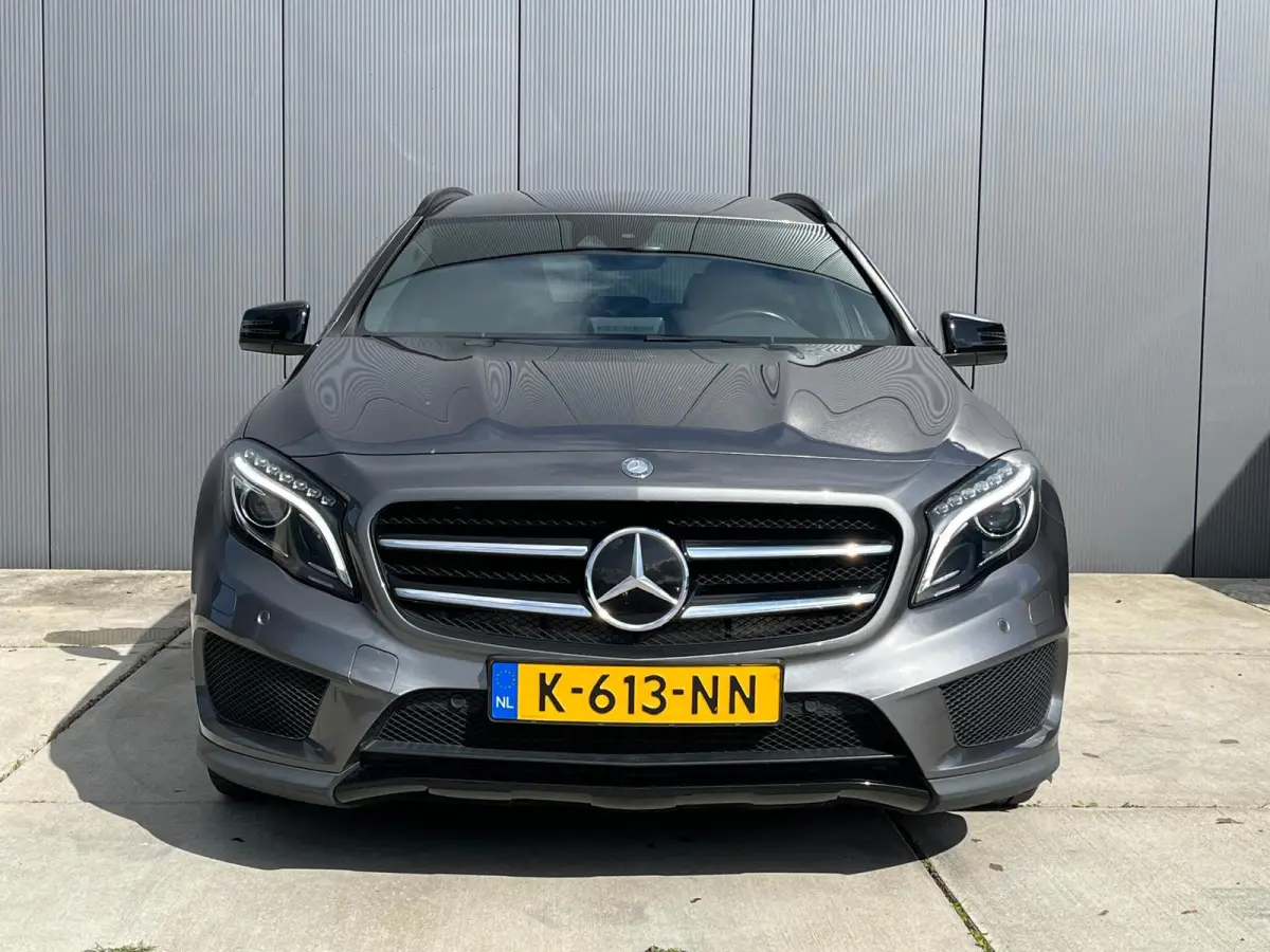 180 Prestige AMG Automaat | Adaptive Cruise Control | Climate Control | Stoelverwarming | Xenon |