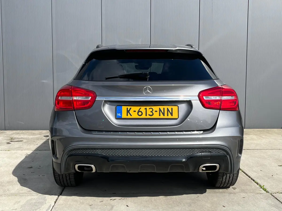 180 Prestige AMG Automaat | Adaptive Cruise Control | Climate Control | Stoelverwarming | Xenon |