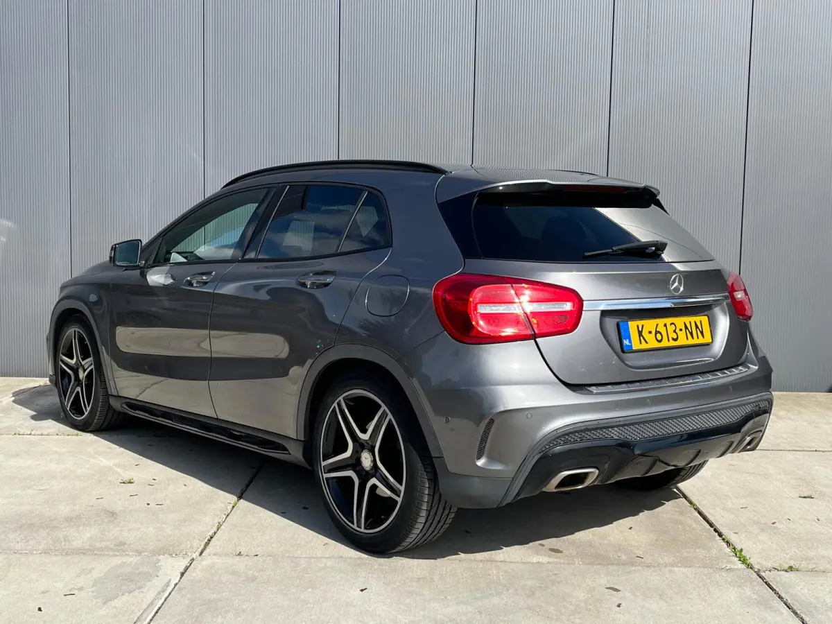 180 Prestige AMG Automaat | Adaptive Cruise Control | Climate Control | Stoelverwarming | Xenon |