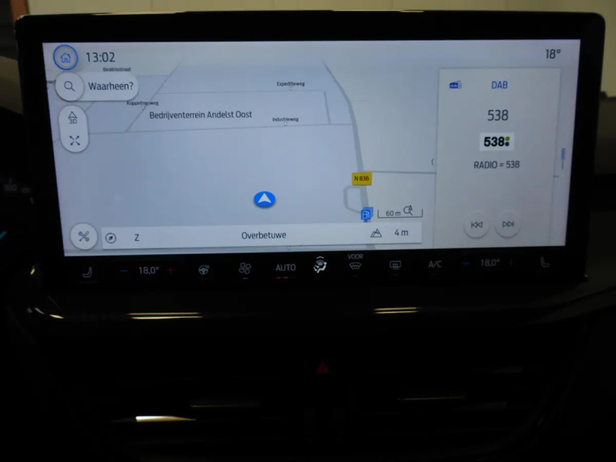 1.0 EcoBoost Hybrid ST Line NAVI/CAMERA/ADAPT.CRUISE/LED/17"LMV!
