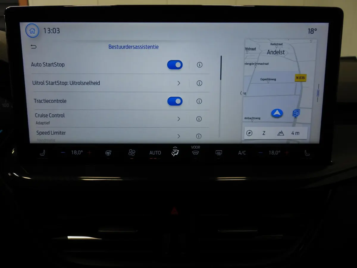 1.0 EcoBoost Hybrid ST Line NAVI/CAMERA/ADAPT.CRUISE/LED/17"LMV!