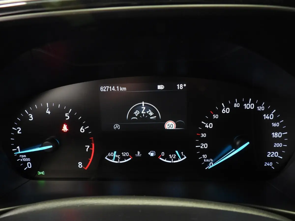 1.0 EcoBoost Hybrid ST Line NAVI/CAMERA/ADAPT.CRUISE/LED/17"LMV!