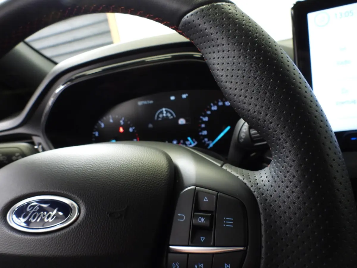 1.0 EcoBoost Hybrid ST Line NAVI/CAMERA/ADAPT.CRUISE/LED/17"LMV!