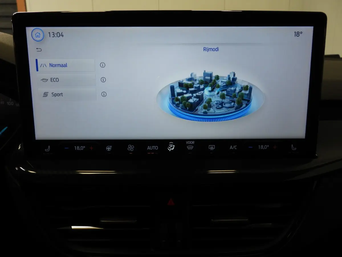 1.0 EcoBoost Hybrid ST Line NAVI/CAMERA/ADAPT.CRUISE/LED/17"LMV!