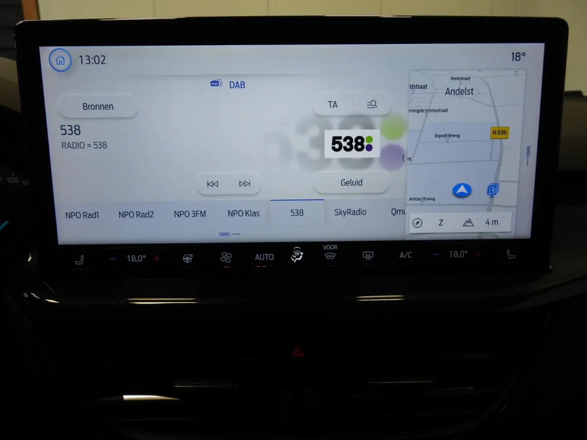1.0 EcoBoost Hybrid ST Line NAVI/CAMERA/ADAPT.CRUISE/LED/17"LMV!