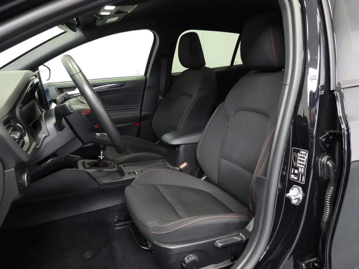 1.0 EcoBoost Hybrid ST Line NAVI/CAMERA/ADAPT.CRUISE/LED/17"LMV!