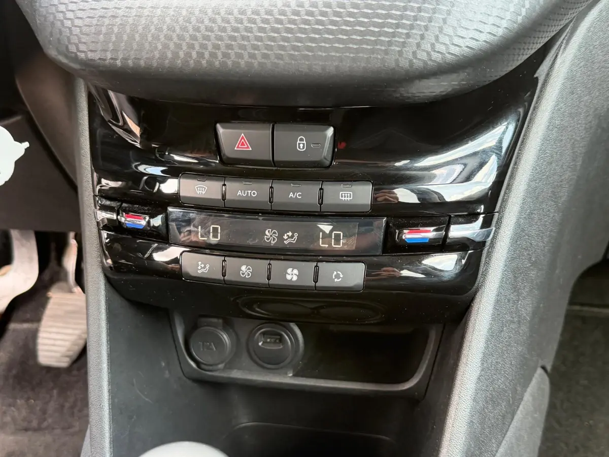 1.2 GT-Line/AIRCO/NAVI/CARPLAY/CAMERA/PARKS/APK