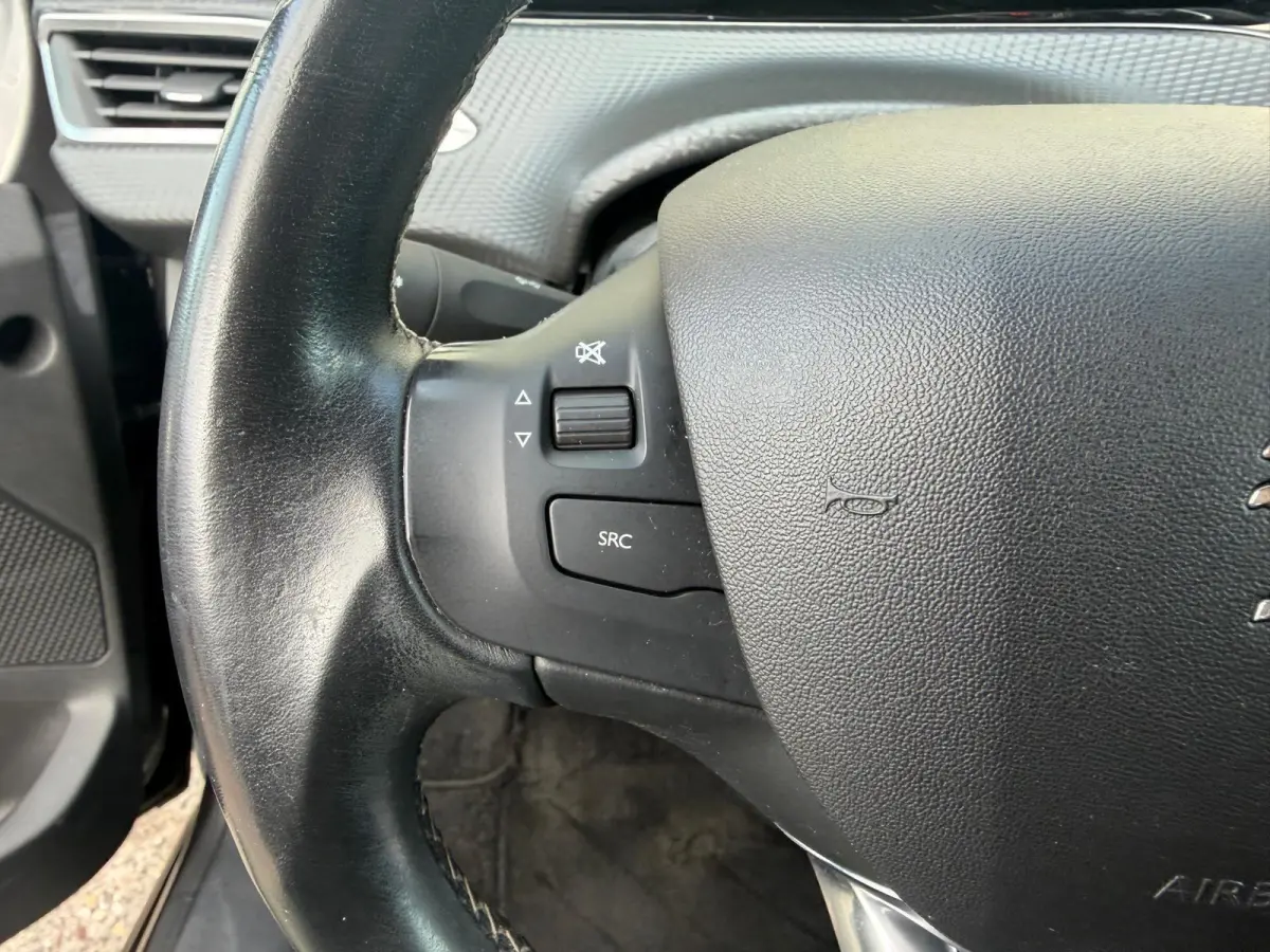 1.2 GT-Line/AIRCO/NAVI/CARPLAY/CAMERA/PARKS/APK