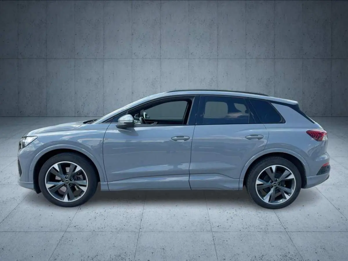 40 Advanced edition 77 kWh // S-line | Panoramadak | Black Optic | Camera | Smartphone pakket | Keyless Advanced