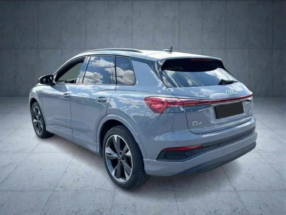 40 Advanced edition 77 kWh // S-line | Panoramadak | Black Optic | Camera | Smartphone pakket | Keyless Advanced