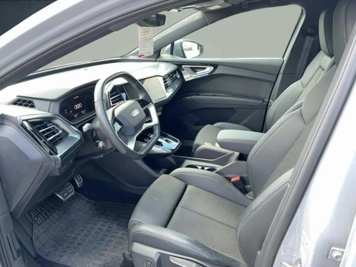 40 Advanced edition 77 kWh // S-line | Panoramadak | Black Optic | Camera | Smartphone pakket | Keyless Advanced
