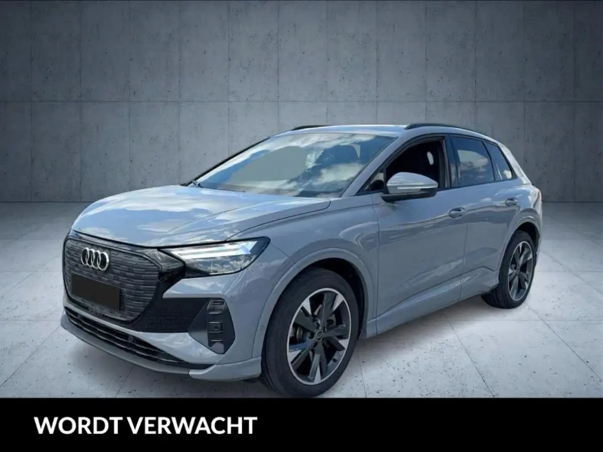 40 Advanced edition 77 kWh // S-line | Panoramadak | Black Optic | Camera | Smartphone pakket | Keyless Advanced