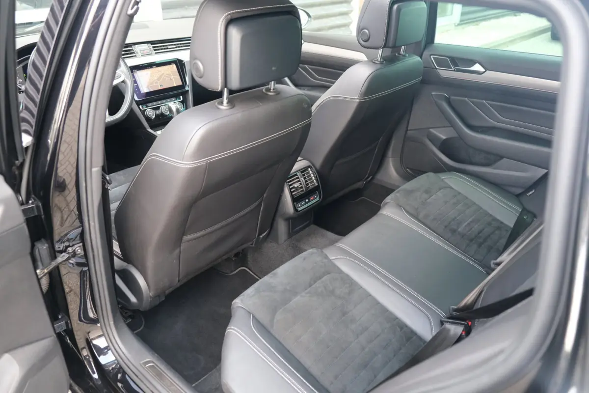 1.4 TSI PHEV GTE DSG 218 PK Pano Trek Virtual Navi Cam Acc