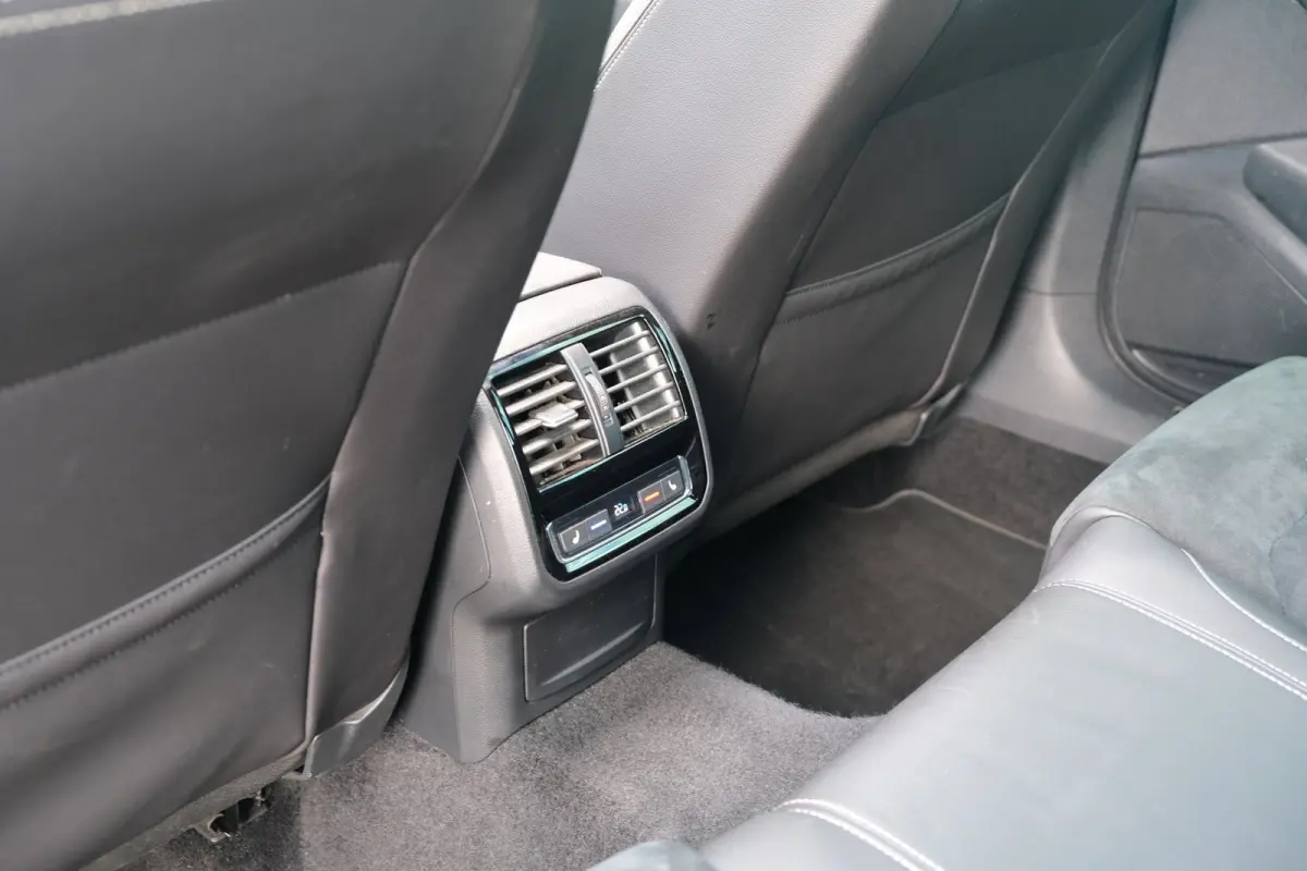1.4 TSI PHEV GTE DSG 218 PK Pano Trek Virtual Navi Cam Acc